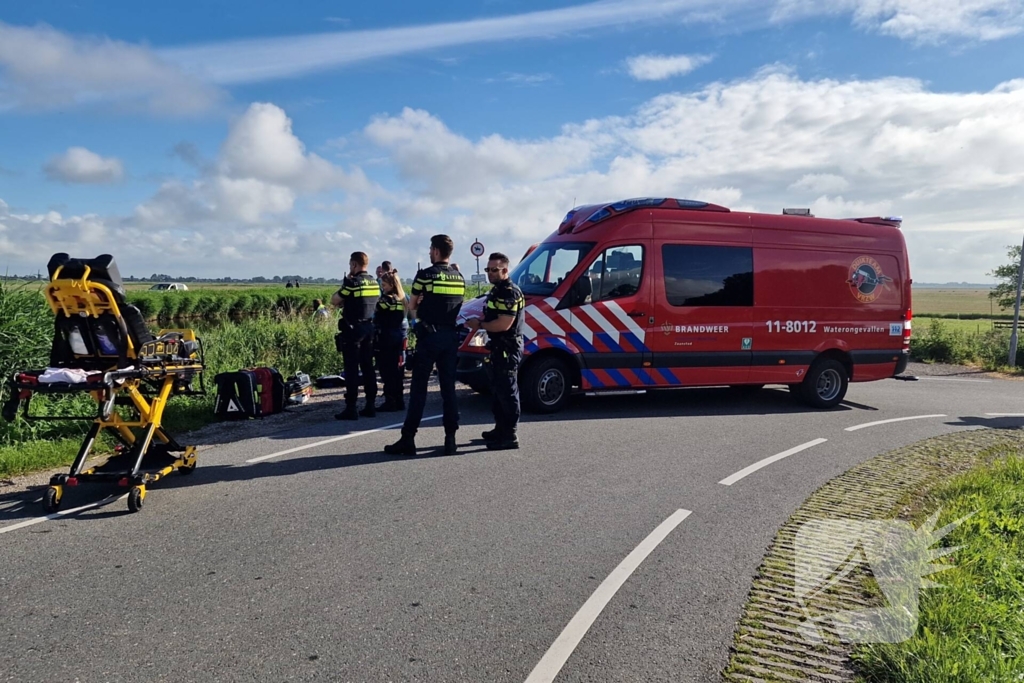 Personenwagen in het water aangetroffen