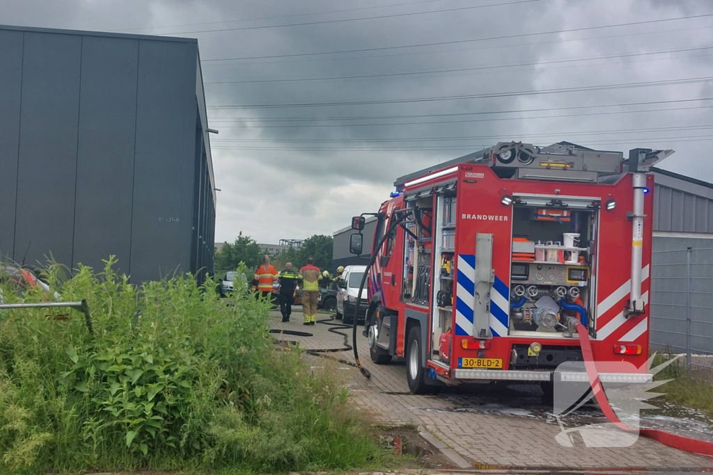 Persoon gewond bij autobrand