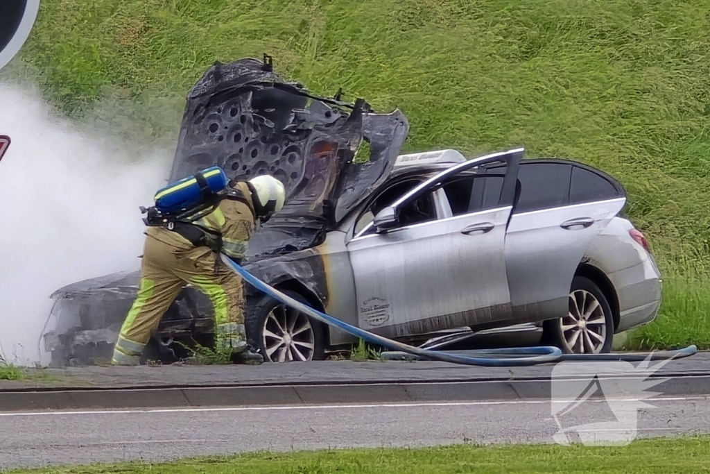 Taxi door brand verwoest