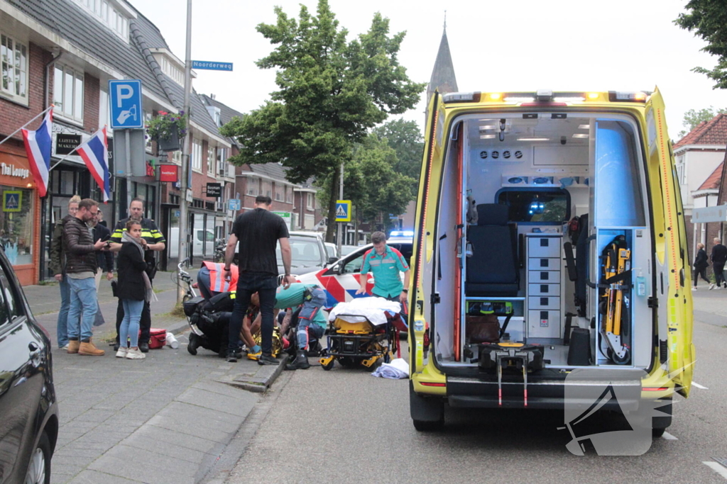 Fietser ernstig gewond bij botsing met auto