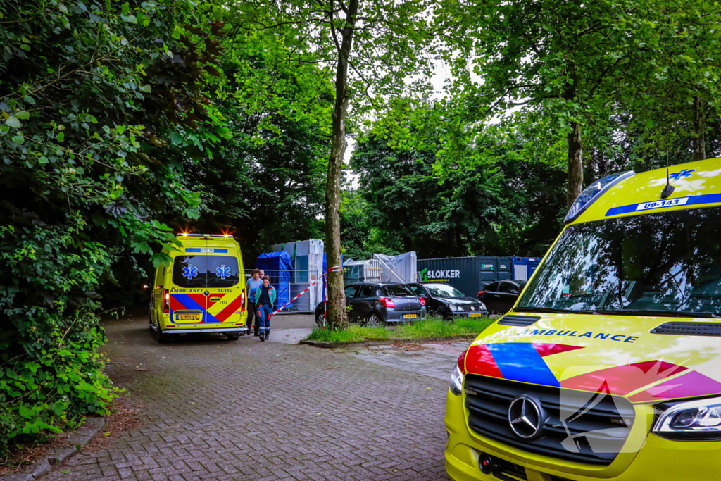 Gewonde bij ongeval met auto in garagebox