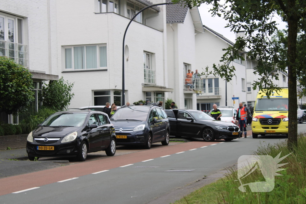 Arrestatieteam valt woning binnen