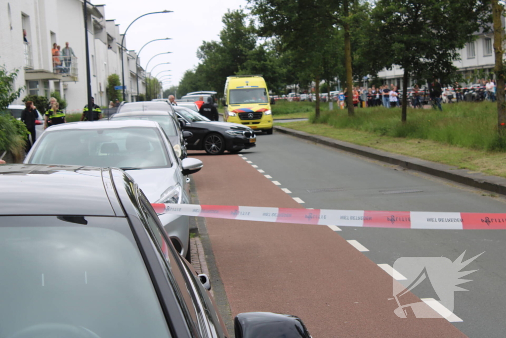 Arrestatieteam valt woning binnen