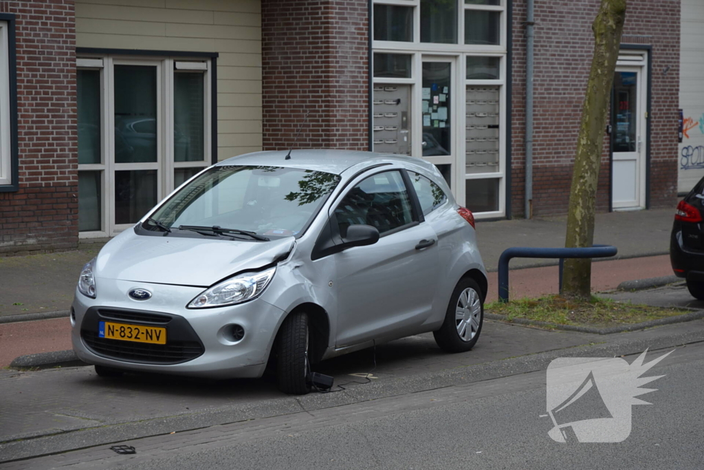 Scooterrijder aangereden door auto