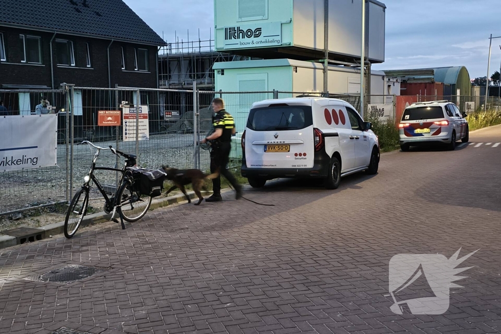 Speurhond ingezet na luid alarm op bouwterrein