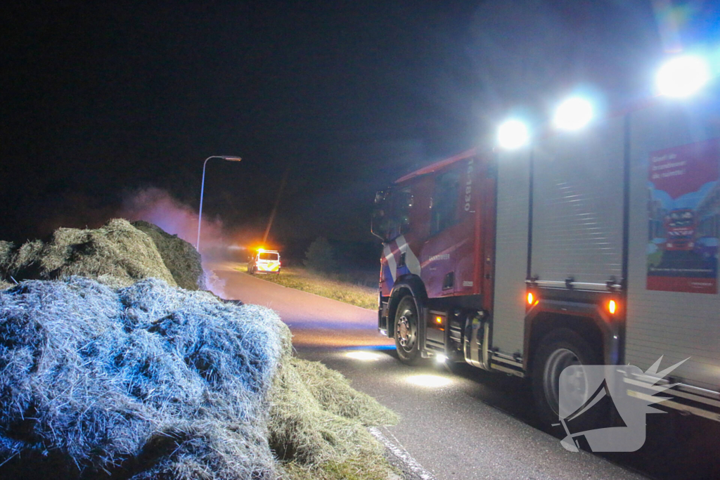 Veel rook bij brand in hooibalen