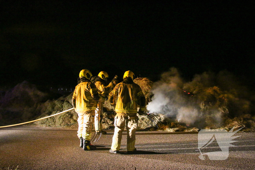 Veel rook bij brand in hooibalen