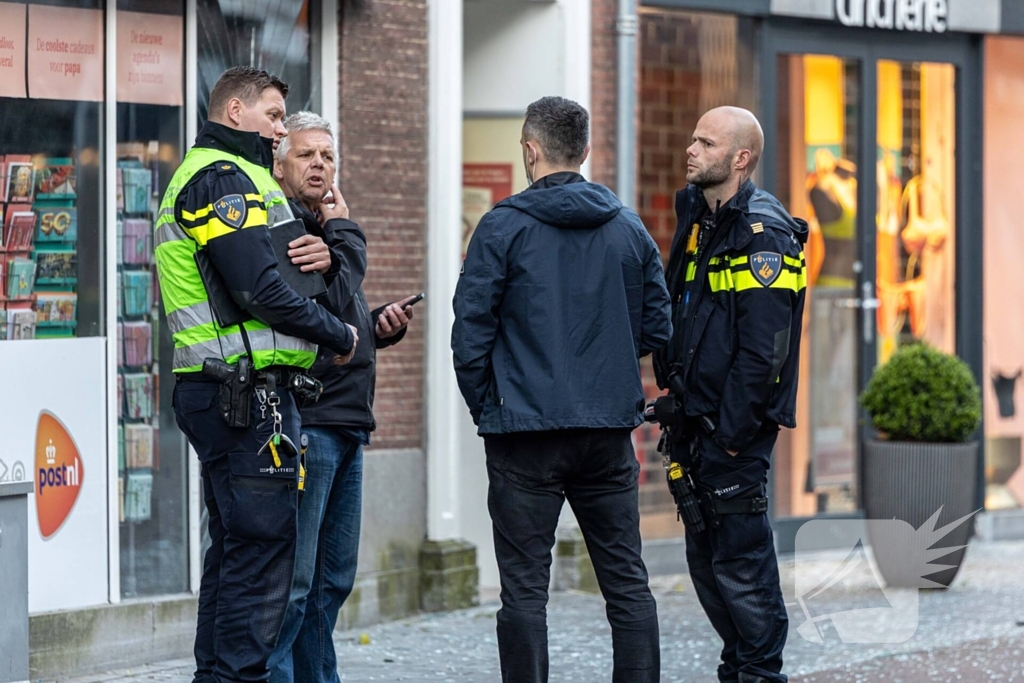 Veel schade na plofkraak pinautomaat