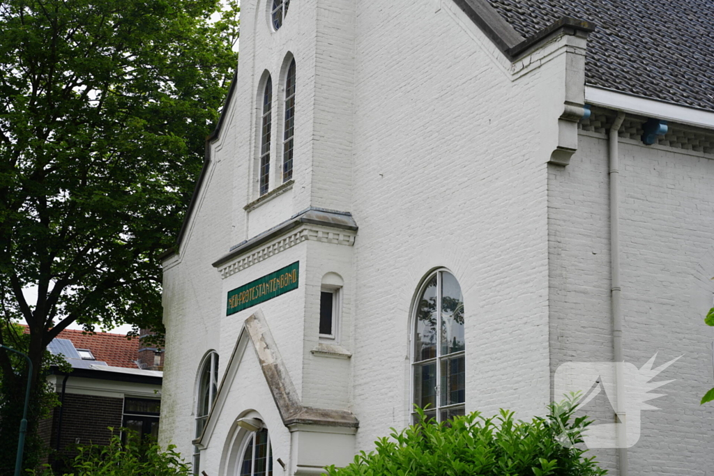 Kerkgebouw gaat in de verkoop