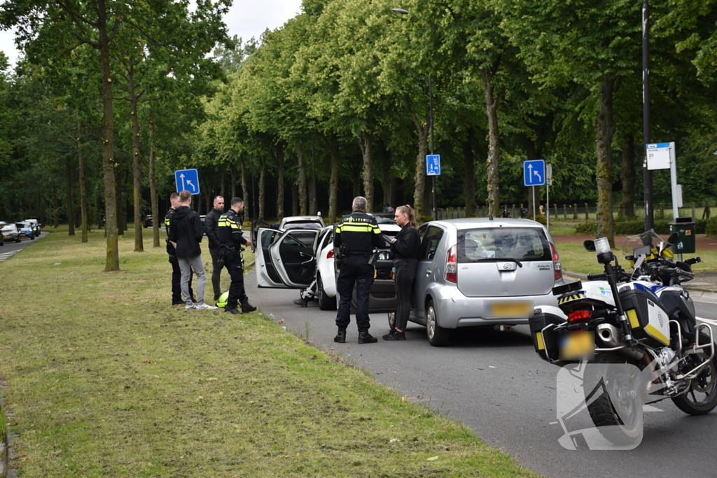 Automobiliste gewond bij kop-staartbotsing