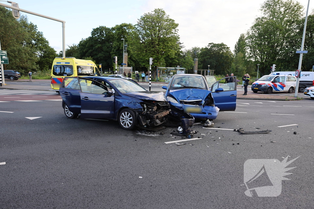 Forse schade bij botsing meerdere voertuigen