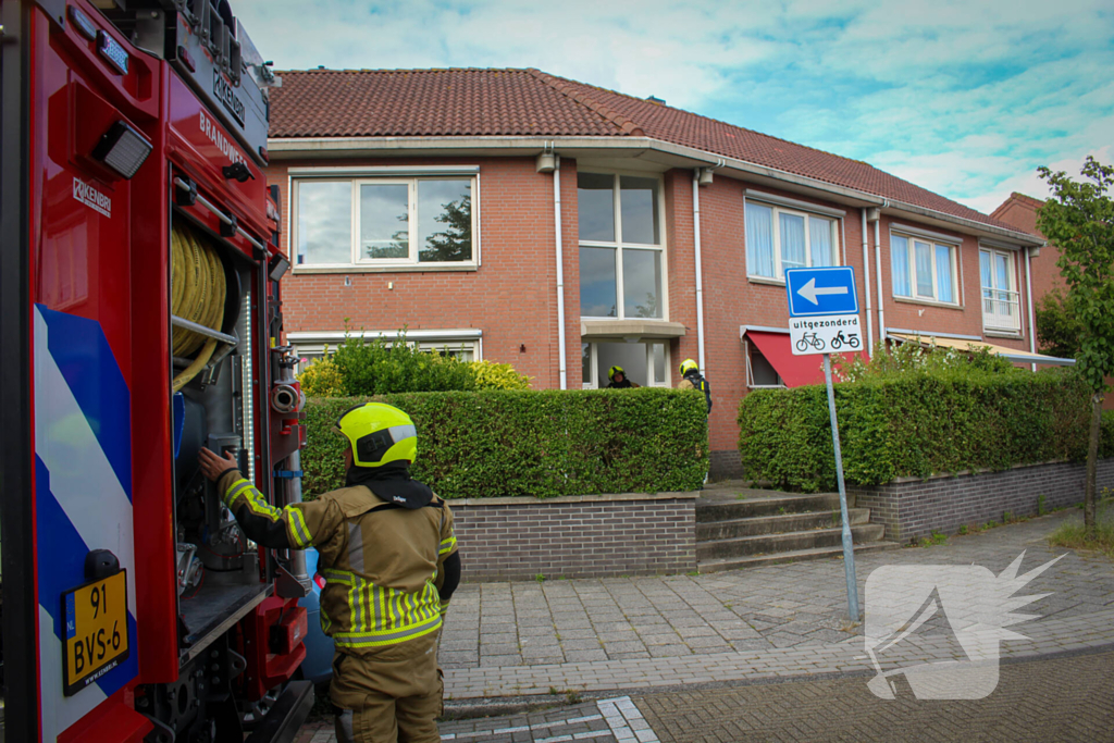 Brandweer ventileert woning na vergeten pannetje op het vuur