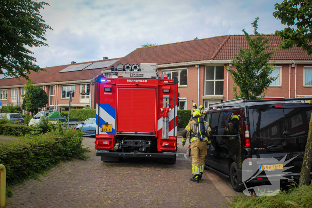 Brandweer ventileert woning na vergeten pannetje op het vuur