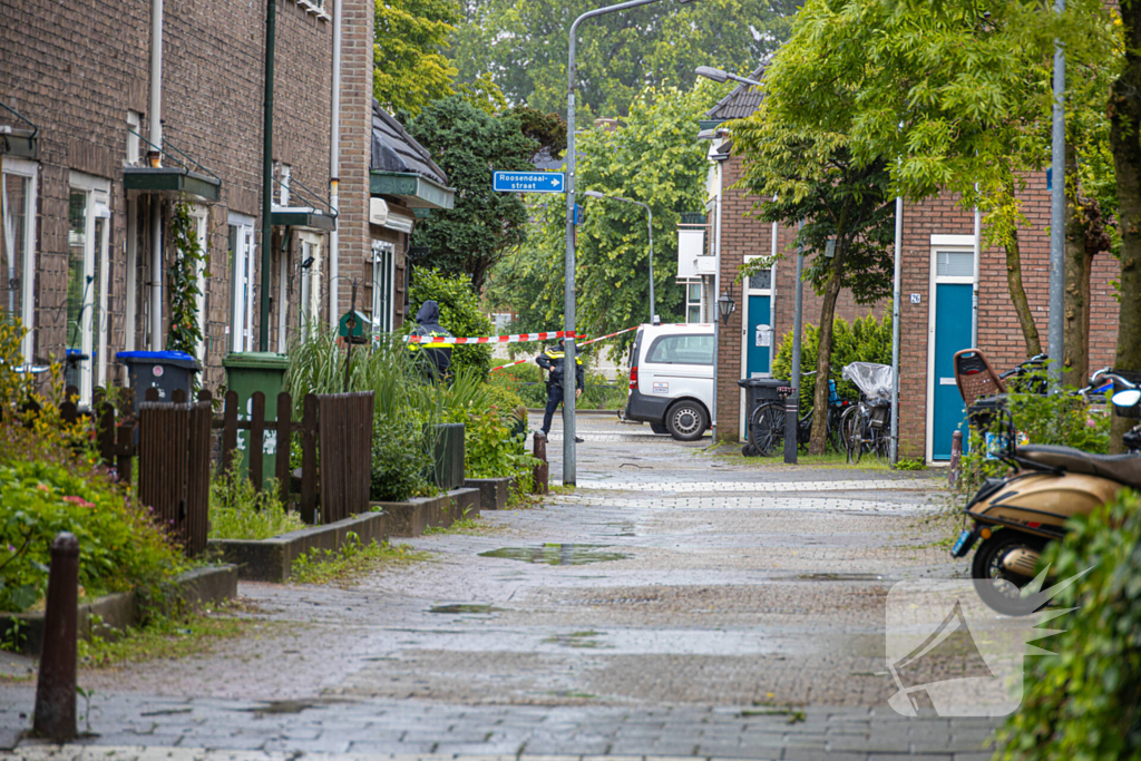 Explosie bij woning, omgeving afgezet