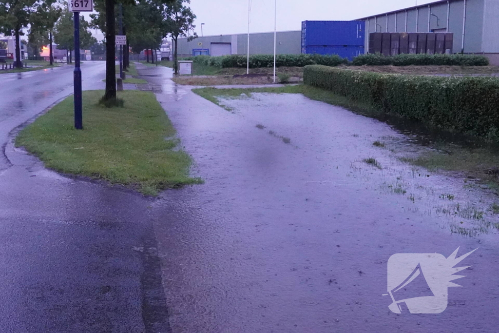 Straten blank door wolkbreuk