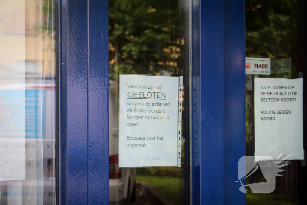 Drie politiebureaus in Leiden voor 24 uur gesloten