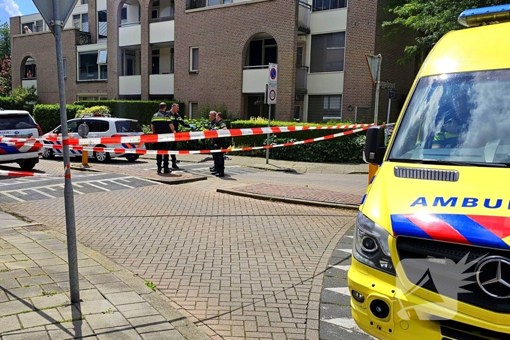 Vrouw gewond bij steekpartij, man aangehouden