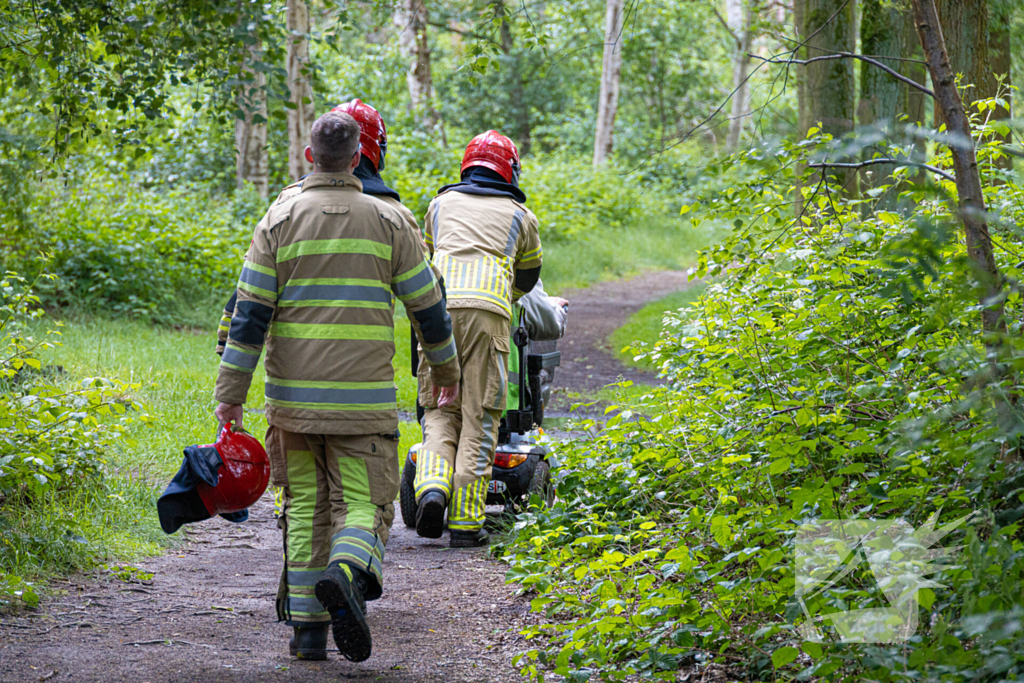 Brandweer schiet vastzittende scootmobieler te hulp