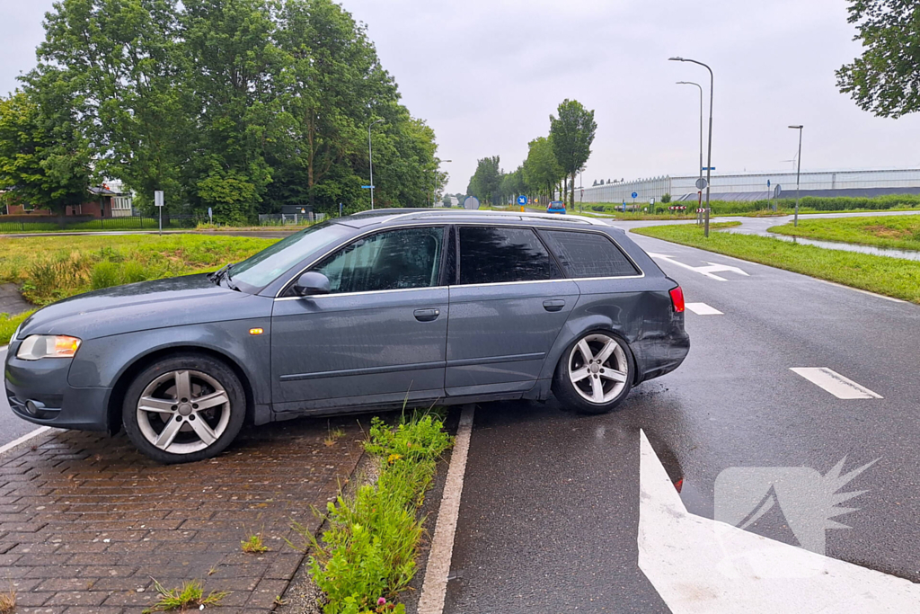 Flinke schade bij aanrijding op kruising