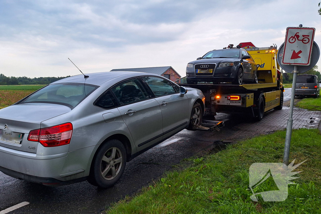 Flinke schade bij aanrijding op kruising