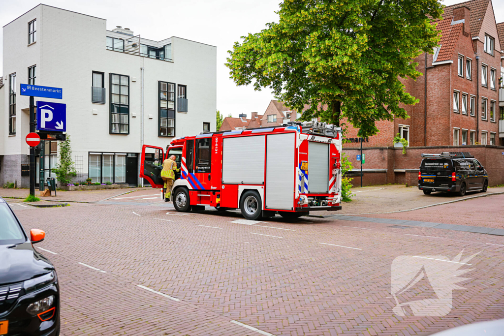 Brandweer doet onderzoek in Q-park parkeergarage