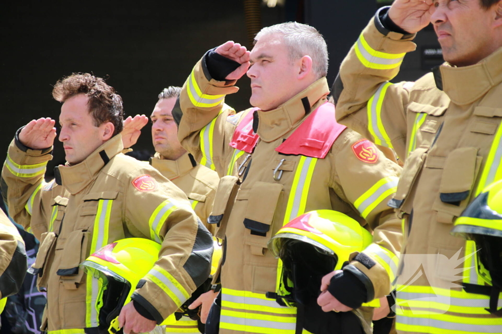 Brandweer herdenkt omgekomen collega's