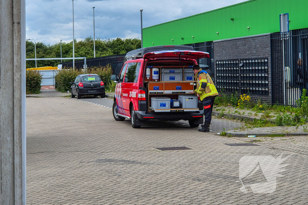 Brandweer onderzoekt brand in opslag