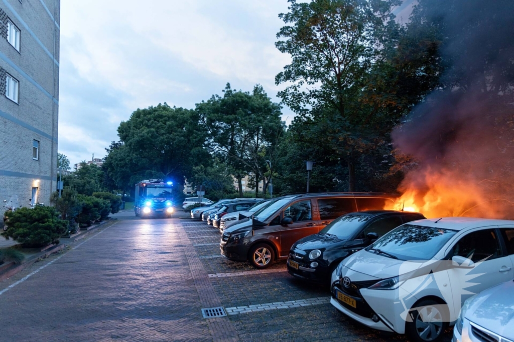 Veel schade na autobrand