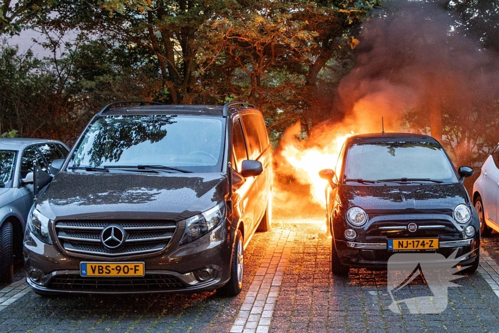 Veel schade na autobrand