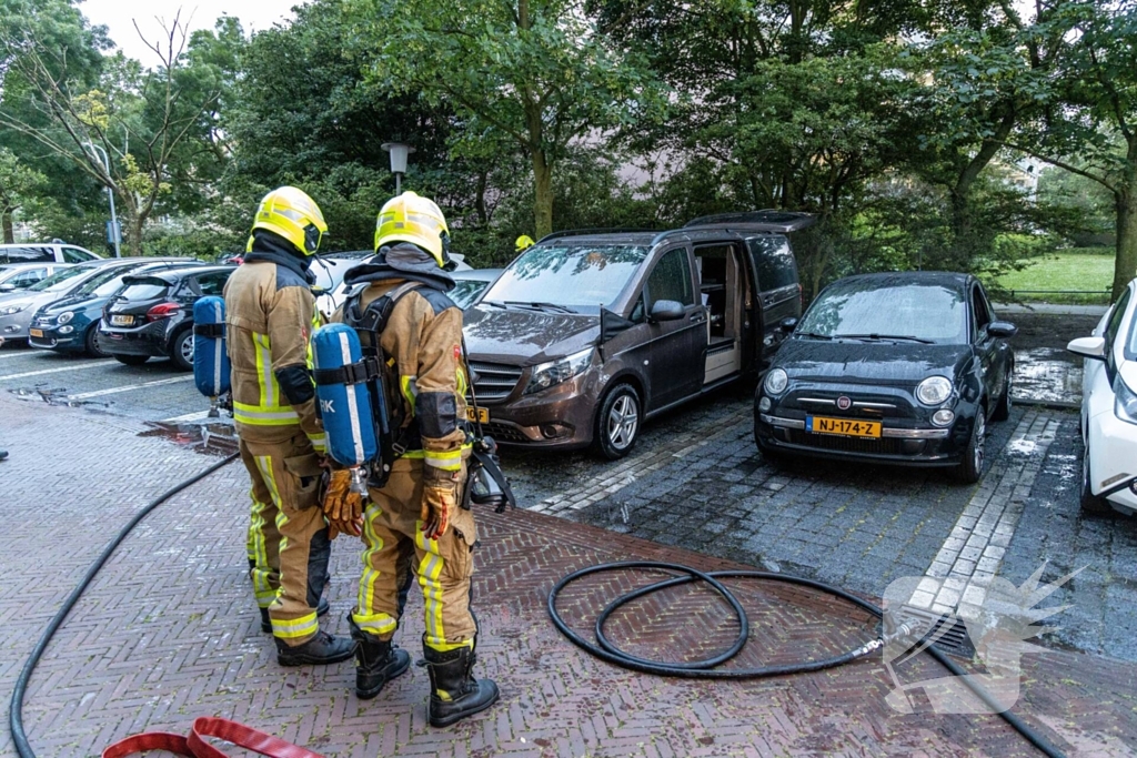 Veel schade na autobrand