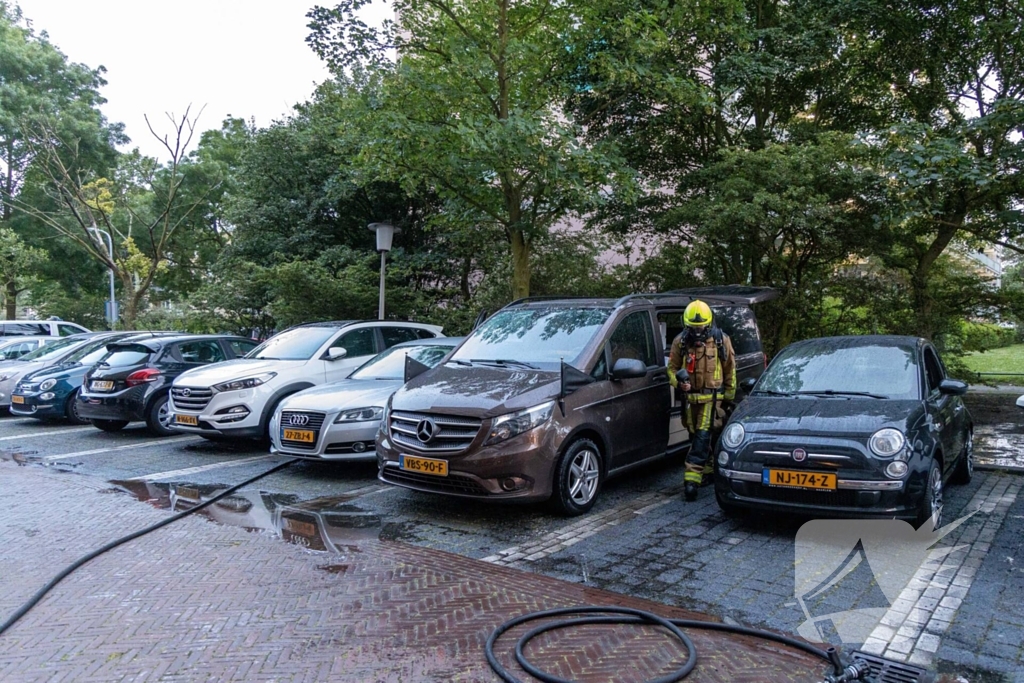 Veel schade na autobrand