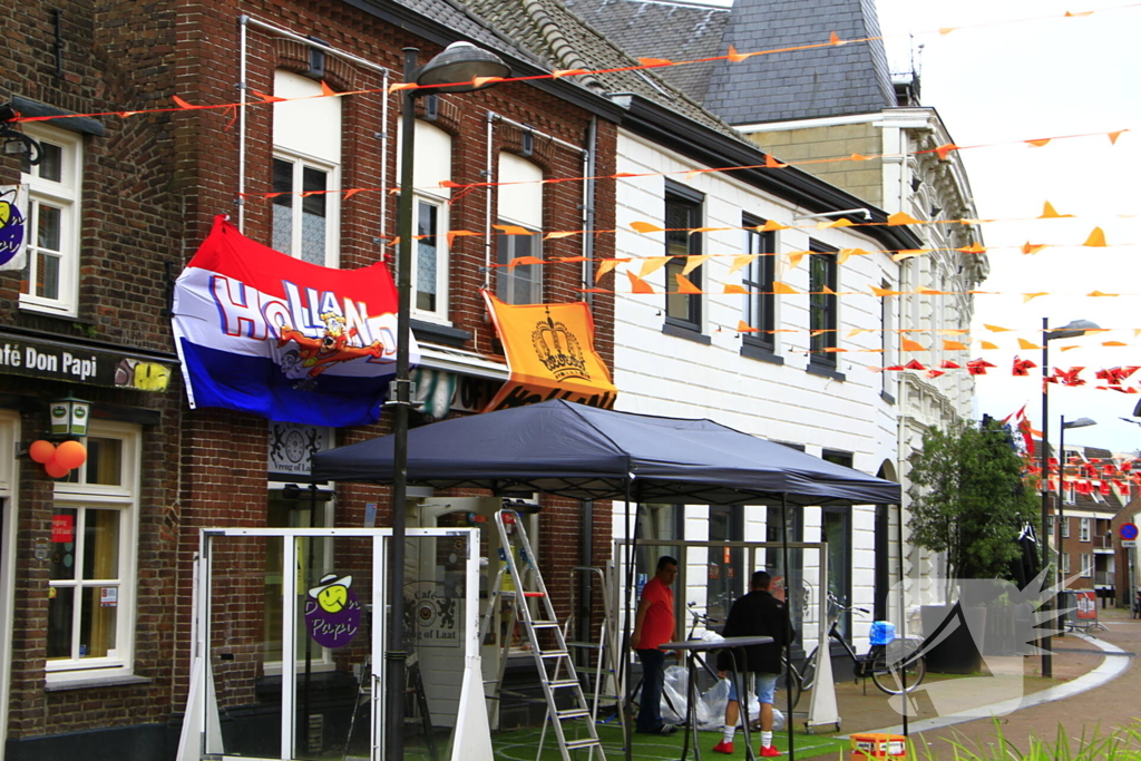 Straat kleurt oranje voor eerste EK-duel