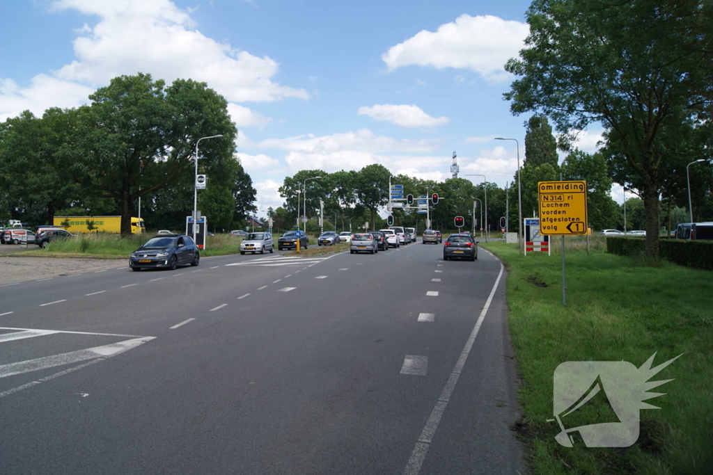 Auto op zijn kop na ongeval