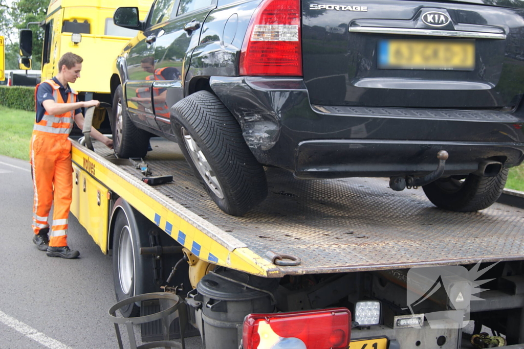 Auto op zijn kop na ongeval