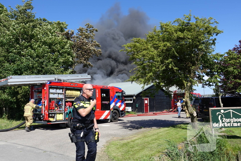 Uitslaande brand bij zorgboerderij