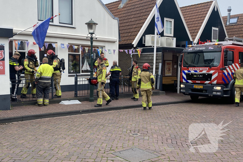 Monteur ruikt gas en alarmeert brandweer