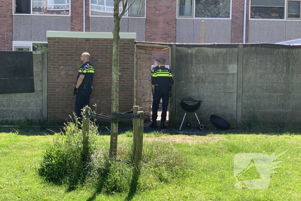 Politie valt woning binnen na incident