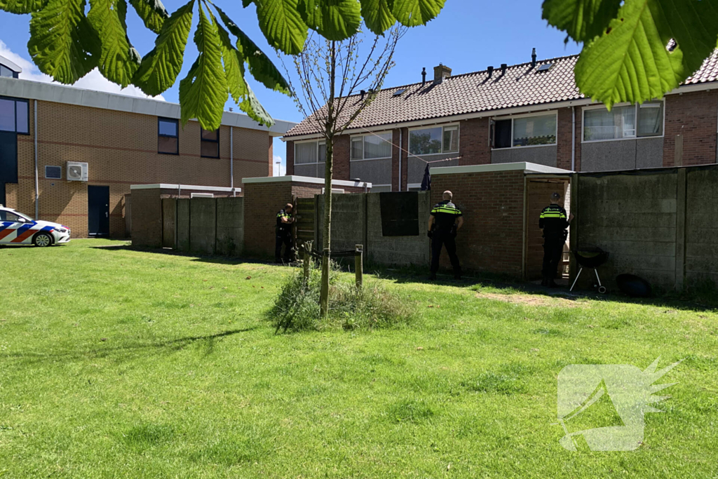 Politie valt woning binnen na incident