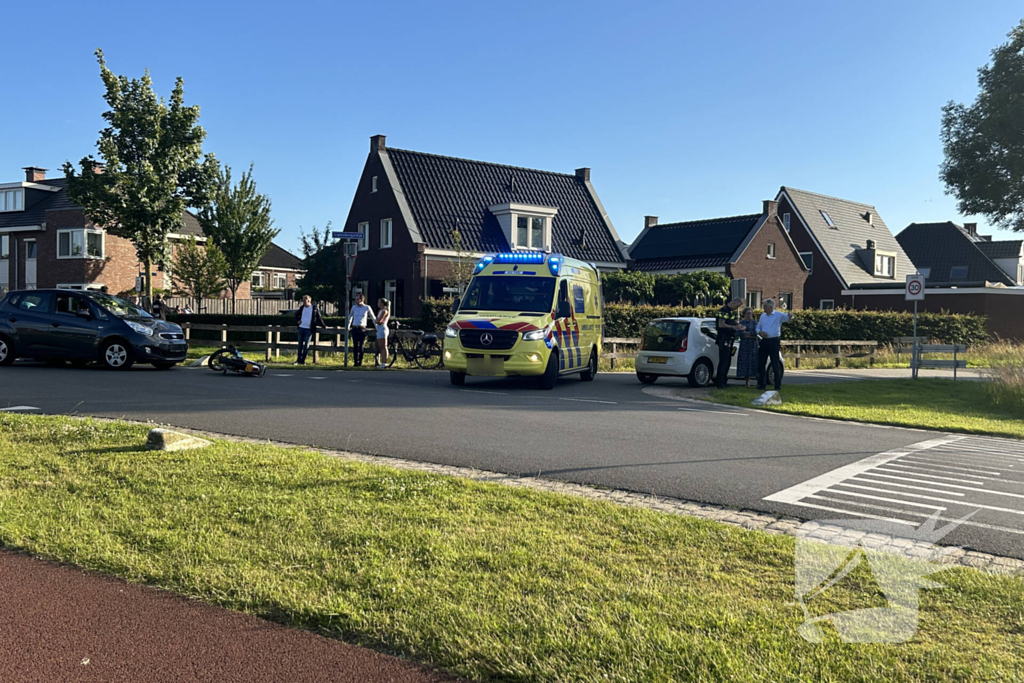 Brommerrijder geschept op kruising