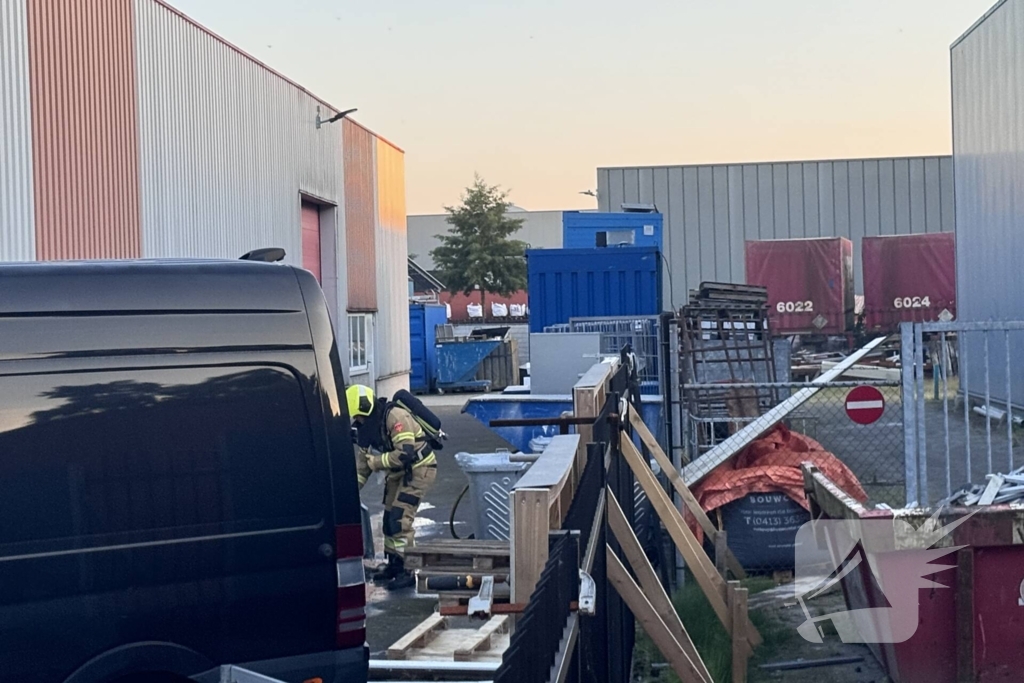 Containerbrand in de wijk De Bunders