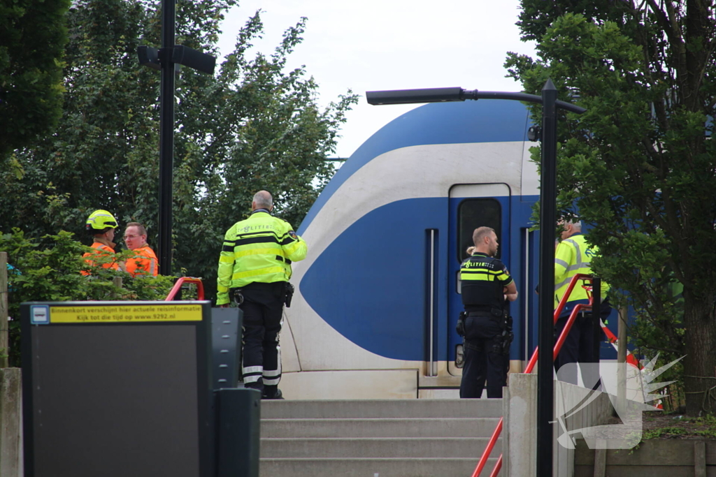 Persoon zwaargewond bij aanrijding met trein