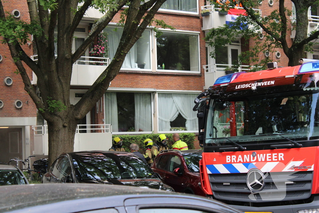 Grote brand in portiekwoning