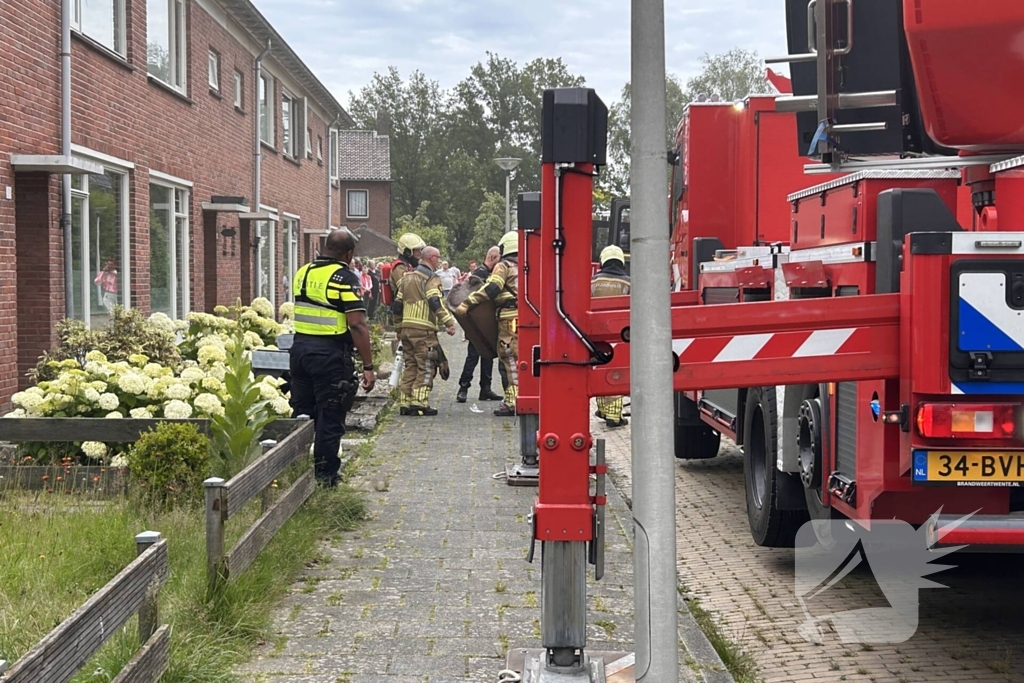 Kat overleden bij brand in hoekwoning