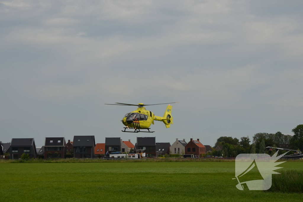 Fietser zwaargewond bij ongeval met landbouwvoertuig