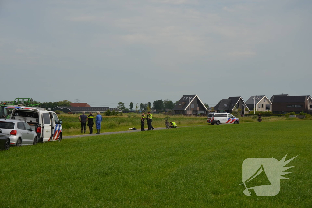 Fietser zwaargewond bij ongeval met landbouwvoertuig