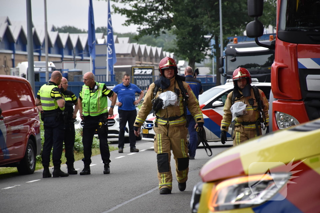 Gewonde bij brand in bedrijfshal