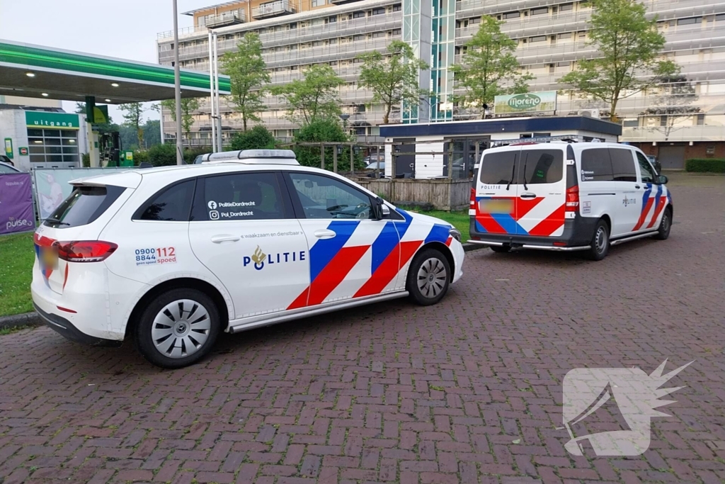 Overval met messen bij snackbar