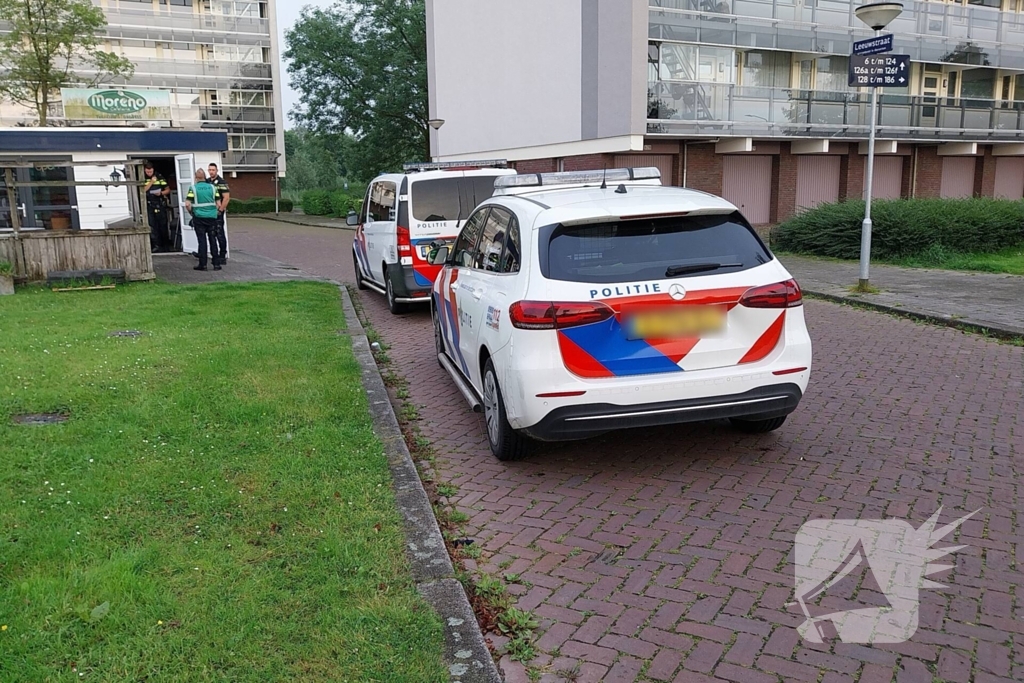 Overval met messen bij snackbar