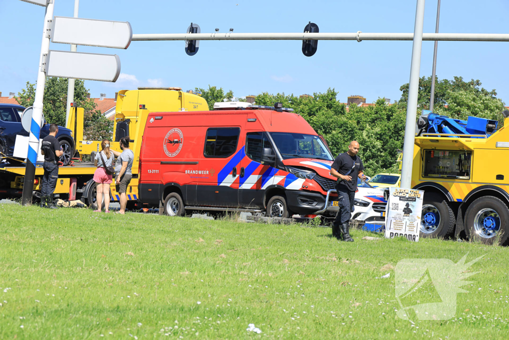 Brandweerduikers krijgen ongeval, mogelijk verband met melding