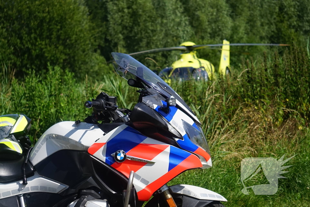 Traumahelikopter landt voor noodsituatie in Donckse velden